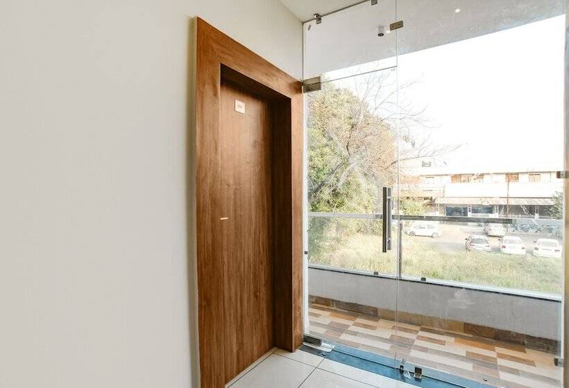 Hotel Fabexpress Blue Sky