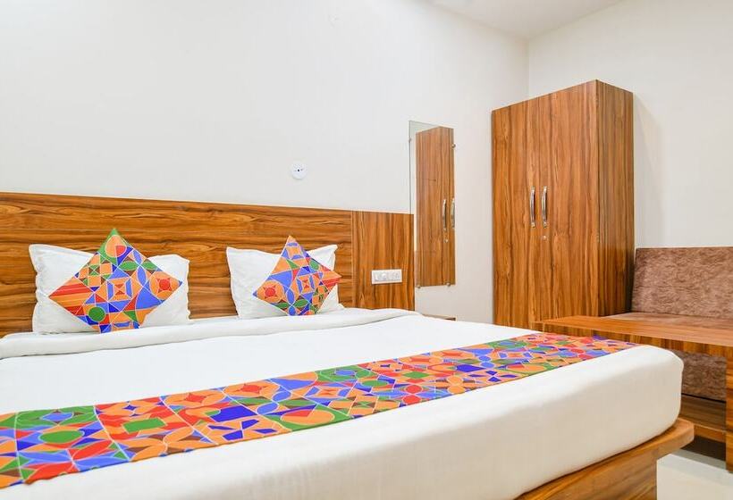 Hotel Fabexpress Blue Sky