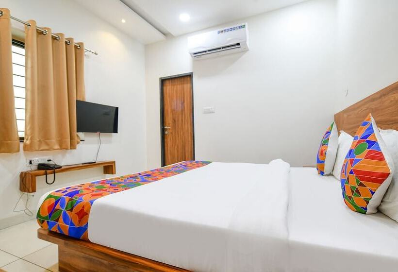 Hotel Fabexpress Blue Sky