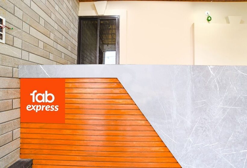 Hotel Fabexpress Blue Sky