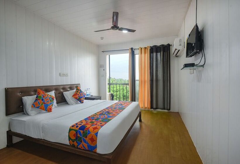 Hotel Fabexpress Vincy Place, Mandrem Beach