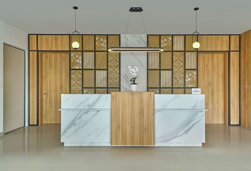 Hotel Fairfield By Marriott Kuala Besut