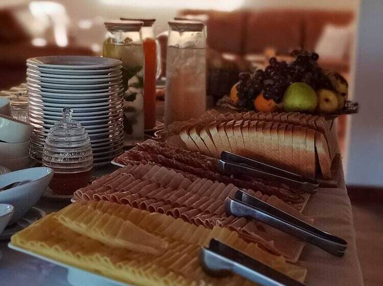 هتل Finca Del Sacramento