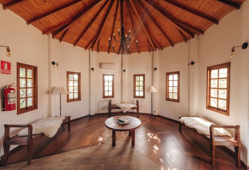 هتل Finca Del Sacramento