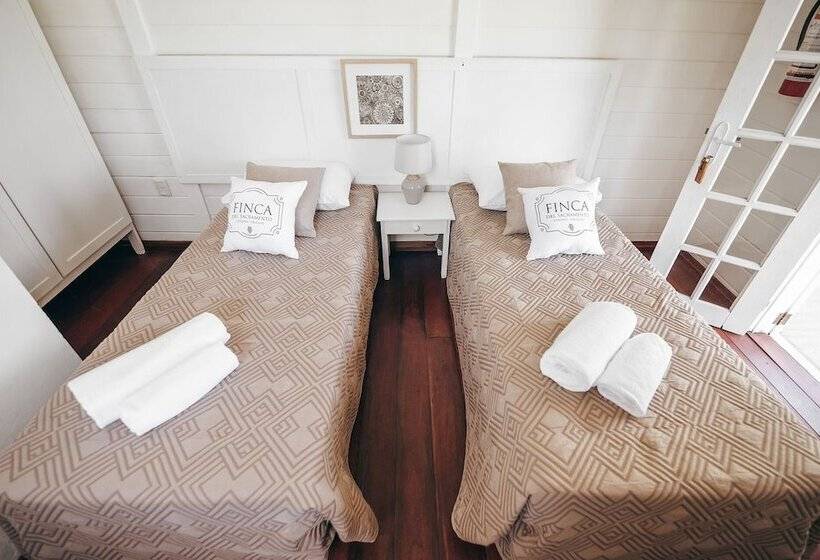 هتل Finca Del Sacramento