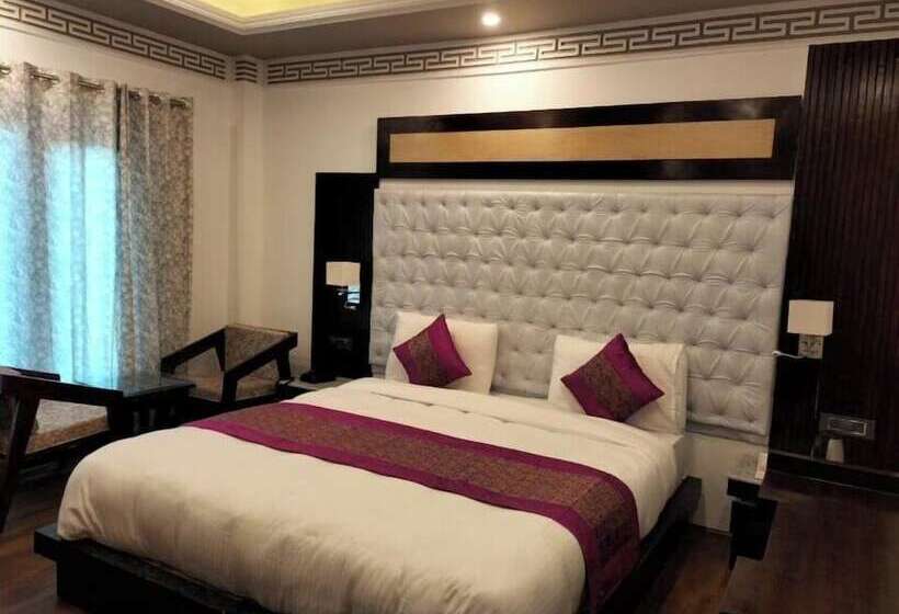Hotel Greater Ladakh Residency