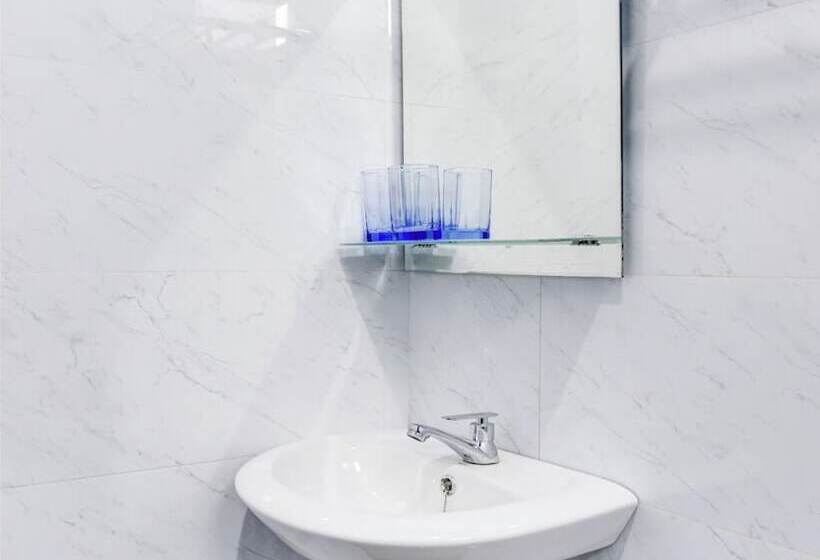 בית מלון כפרי O Griya Bawean Near Uin Radin Intan