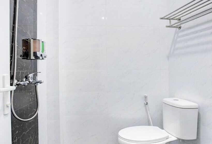 בית מלון כפרי O Griya Bawean Near Uin Radin Intan