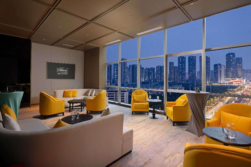 هتل Hilton Garden Inn Chengdu Chenghua