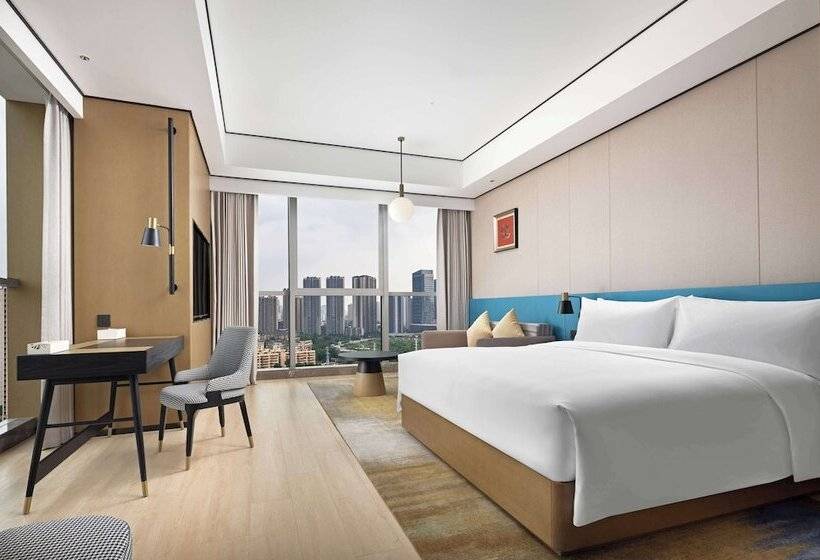 هتل Hilton Garden Inn Chengdu Chenghua