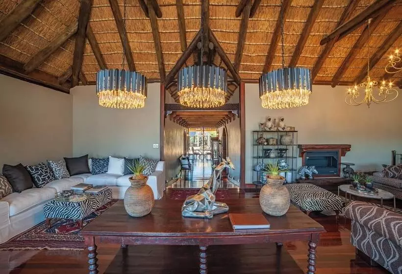 Hotelli Mont Eco Game Reserve