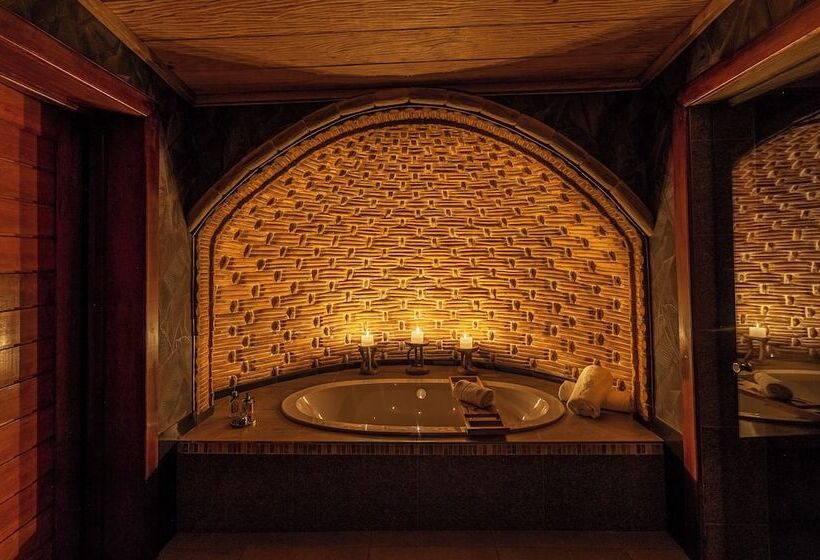 فندق Mont Eco Game Reserve