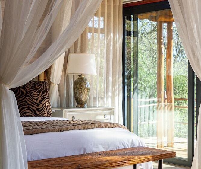 فندق Mont Eco Game Reserve