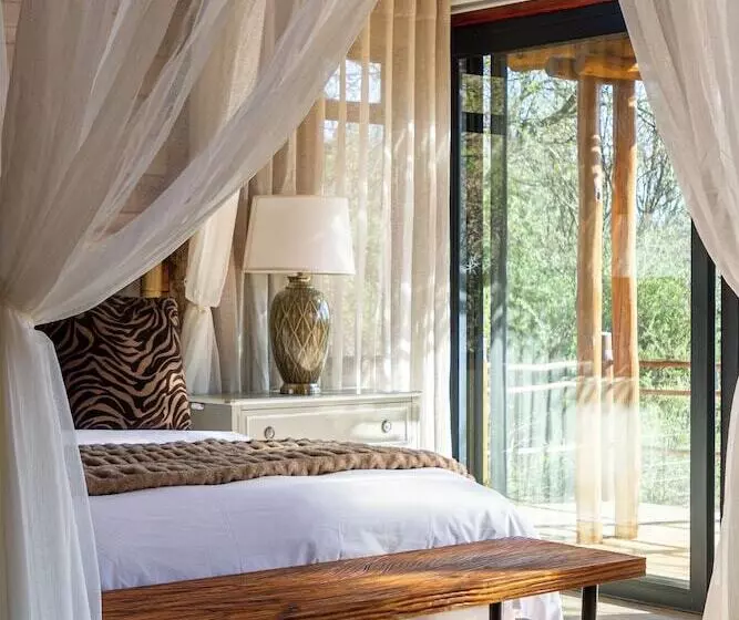 Hotelli Mont Eco Game Reserve