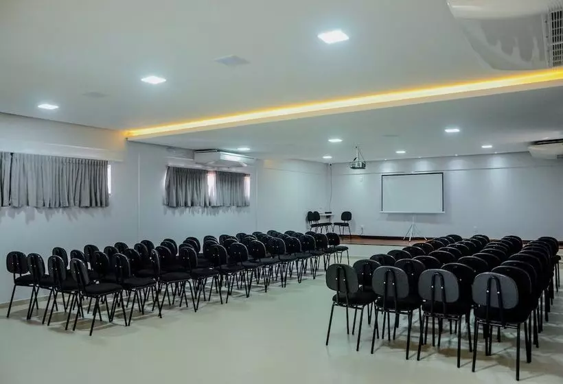 ホテル Oiti Beach Resort Tutoia