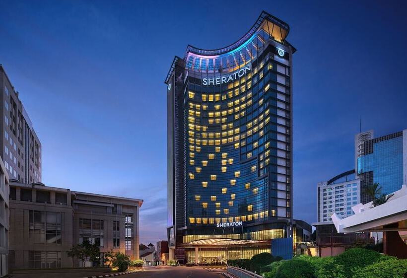 בית מלון כפרי Sheraton Kuching
