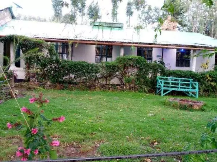 هتل Sofa Camp Naivasha