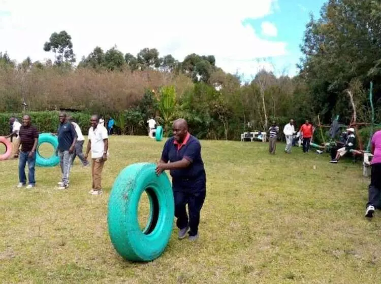 هتل Sofa Camp Naivasha