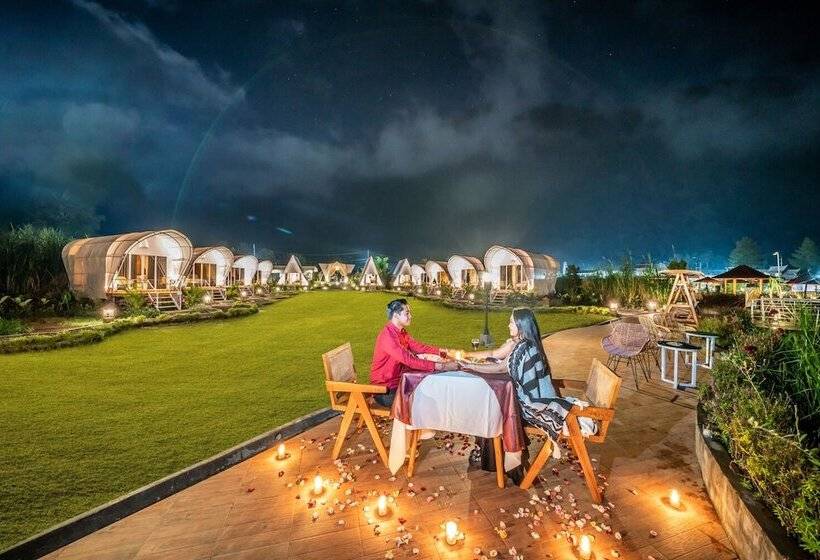 Отель The Dewi Bedugul