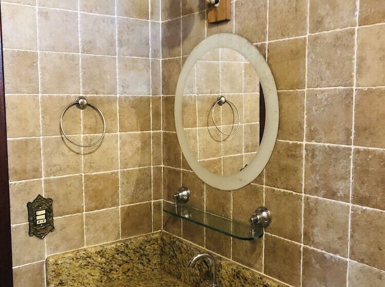 膳宿费 Búzios Flats & Suítes Da Mari