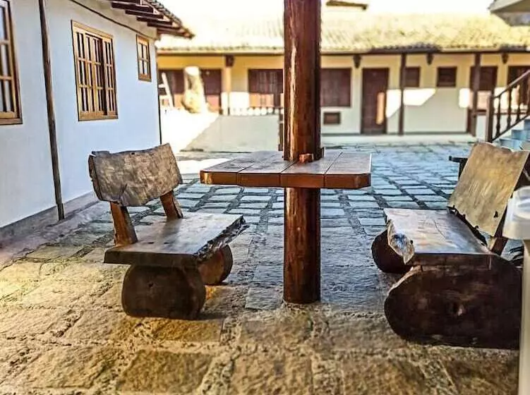 Majatalo Búzios Flats & Suítes Da Mari