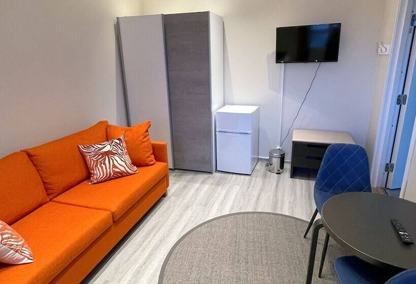 פנסיון Kuukkeli Ivalo Airport Inn