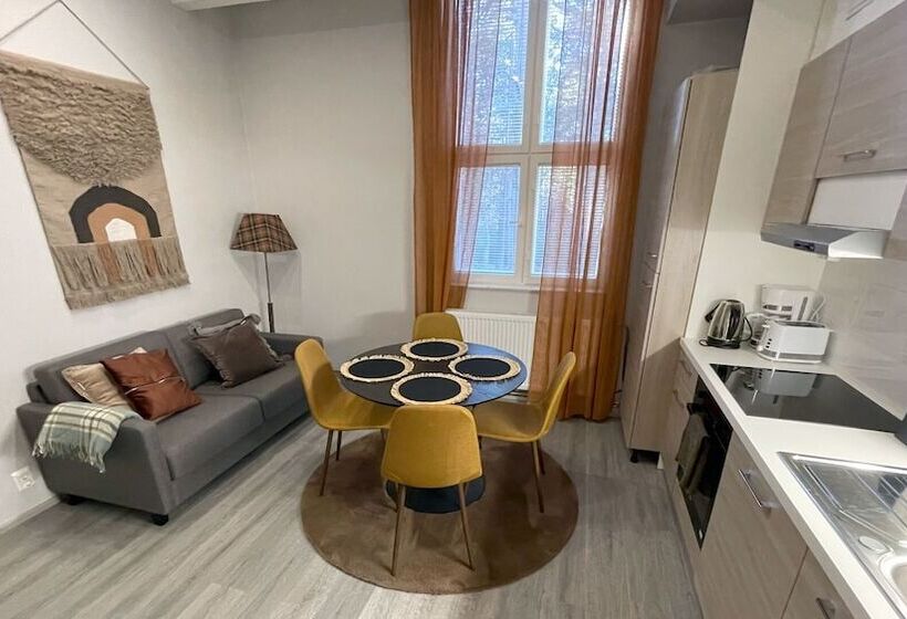 פנסיון Kuukkeli Ivalo Airport Inn