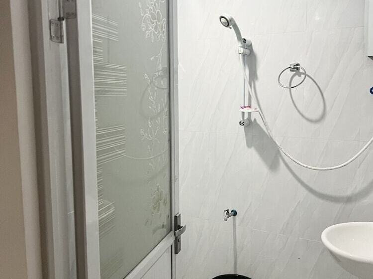 Пансион Reddoorz At Lao Singuan Homestay