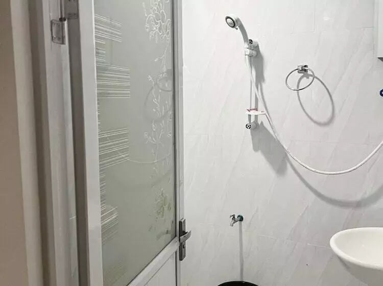 پانسیون Reddoorz At Lao Singuan Homestay