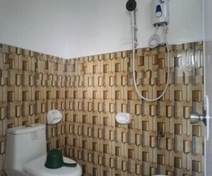 پانسیون Reddoorz At Lao Singuan Homestay