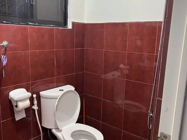 پانسیون Reddoorz At Lao Singuan Homestay