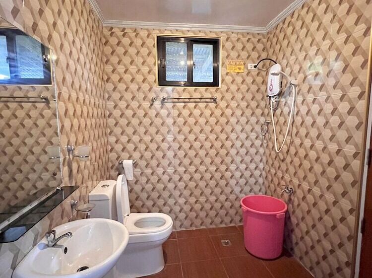 Пансион Reddoorz At Lao Singuan Homestay