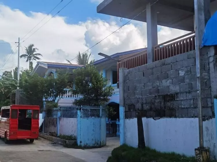 پانسیون Reddoorz At Lao Singuan Homestay