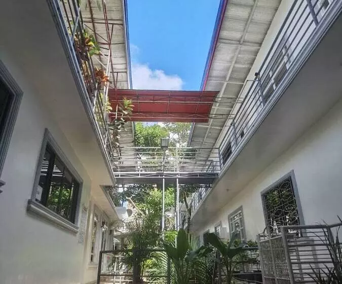 پانسیون Reddoorz At Lao Singuan Homestay