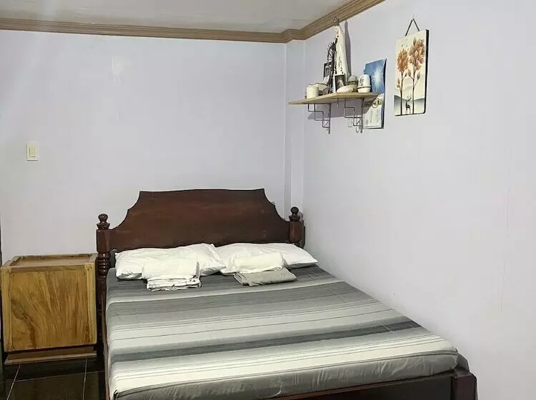 پانسیون Reddoorz At Lao Singuan Homestay