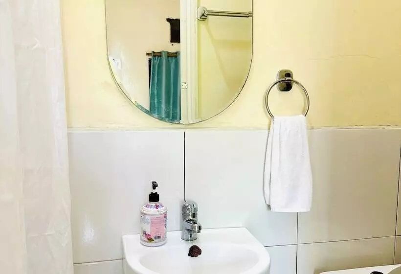 ペンション Paragua