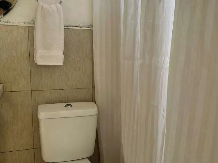 ペンション Paragua