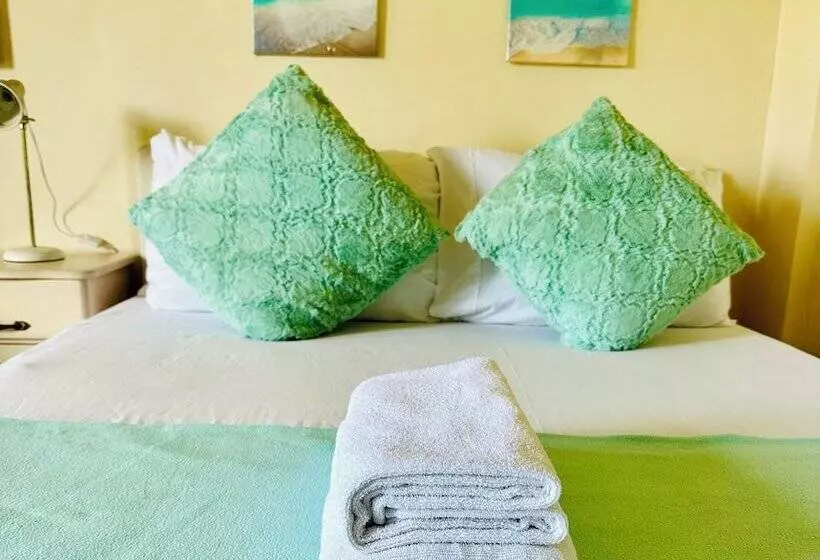 ペンション Paragua