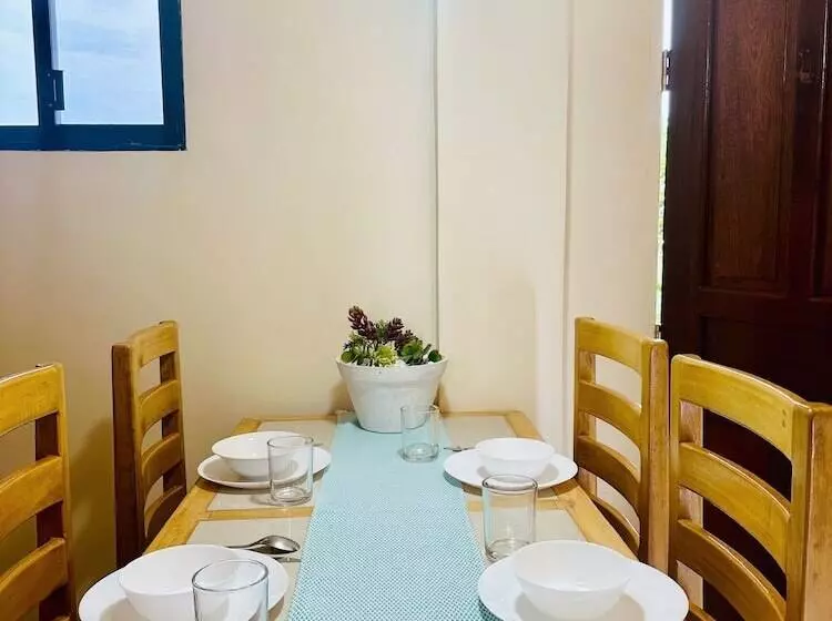 ペンション Paragua