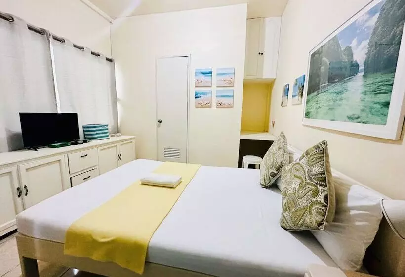 ペンション Paragua