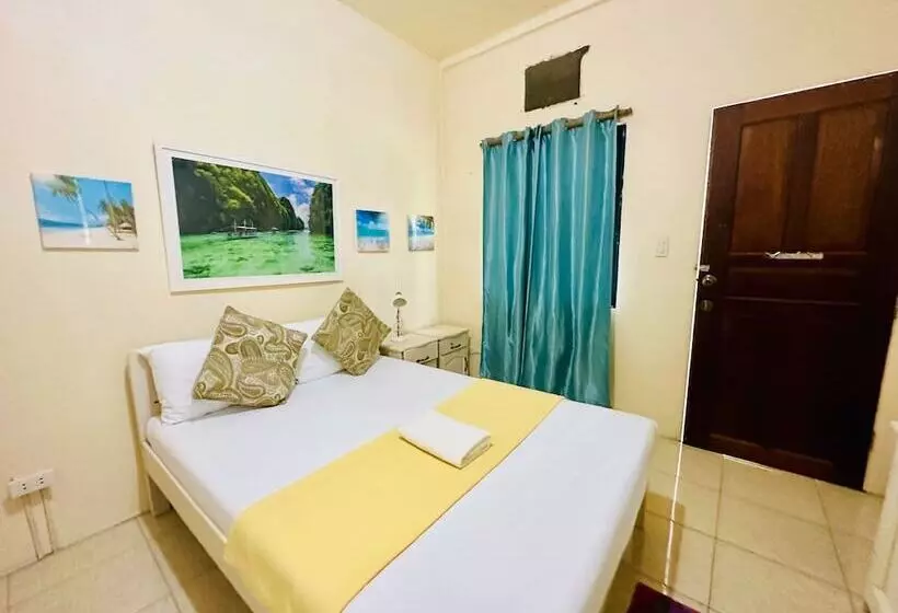 ペンション Paragua