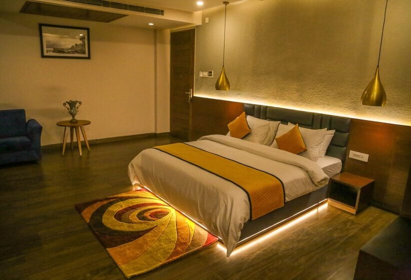 渡假胜地 Four Leaf Hotel Sapphire Blue