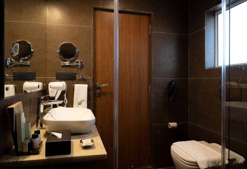 The Fern Wisteria Resort Dhari