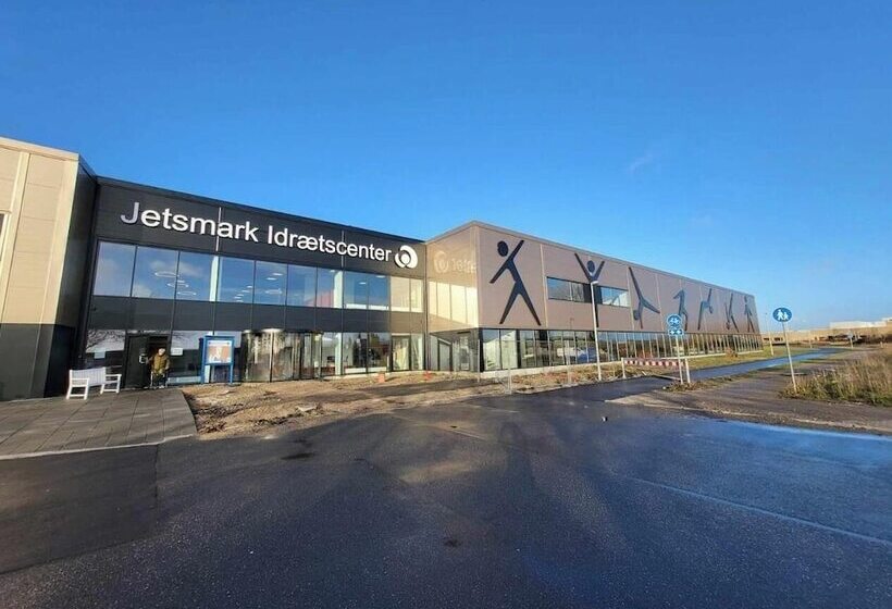 Schronisko Jetsmark Idrætscenter
