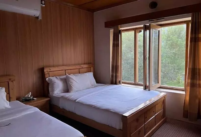 Dumani Inn Hotel And Restaurant
