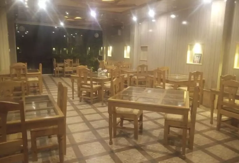 Dumani Inn Hotel And Restaurant