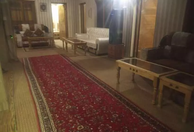 Dumani Inn Hotel And Restaurant