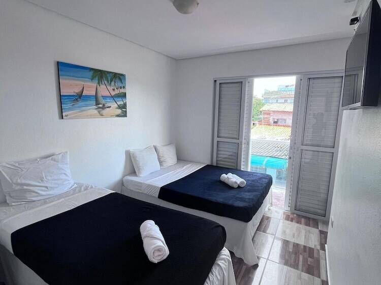 여관 Pousada Porto Navegantes