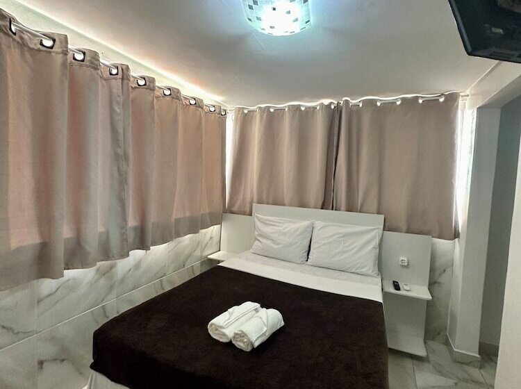 여관 Pousada Porto Navegantes