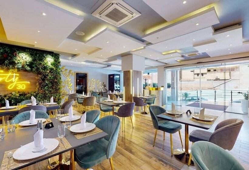 هتل Kingdom Luxury